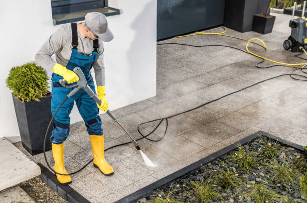 Professional Pressure Washing in Pontiac, MI